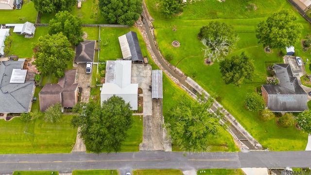16263 N Galvez Ave, Prairieville, LA 70769