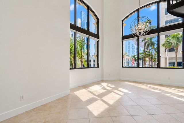 801 S Olive Avenue 118, West Palm Beach, FL 33401