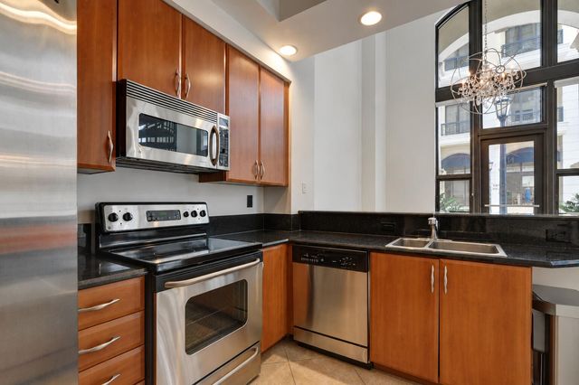 801 S Olive Avenue 118, West Palm Beach, FL 33401