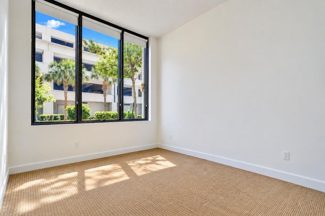 801 S Olive Avenue 118, West Palm Beach, FL 33401