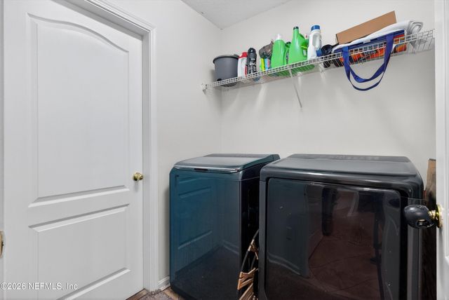 6524 CHESTER PARK Drive, Jacksonville, FL 32222