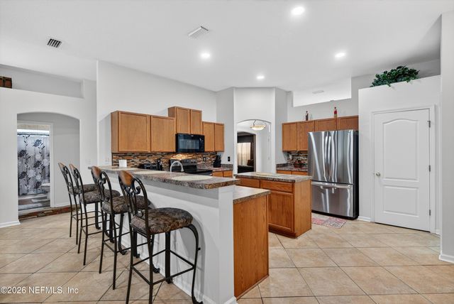 6524 CHESTER PARK Drive, Jacksonville, FL 32222