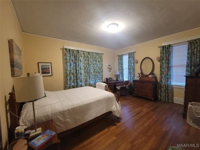 128 S Capitol Parkway, Montgomery, AL 36107