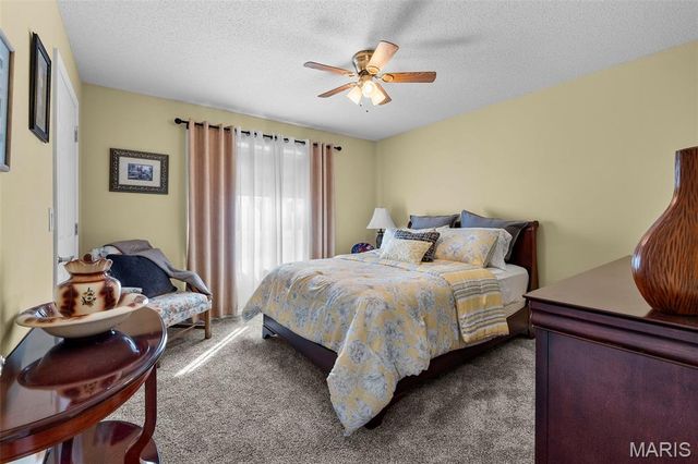 106 Holmes Drive, Sikeston, MO 63801