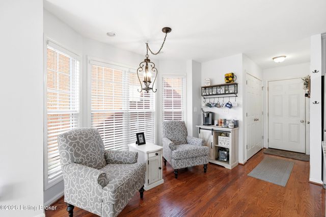 6505 Keeling Park Dr, Louisville, KY 40291