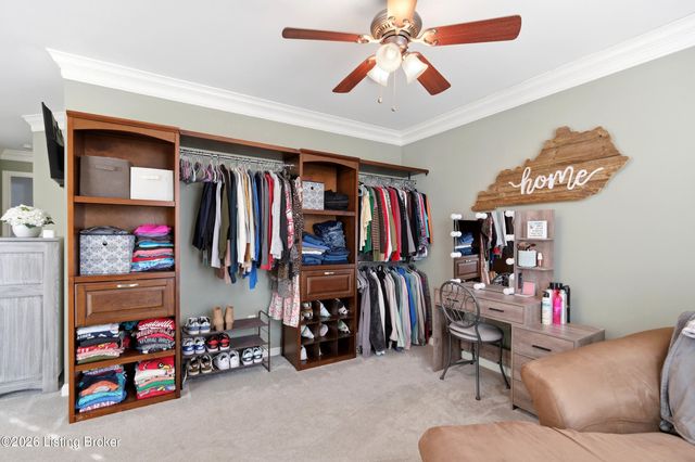 6505 Keeling Park Dr, Louisville, KY 40291