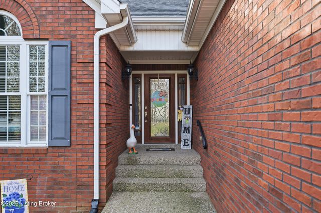 6505 Keeling Park Dr, Louisville, KY 40291