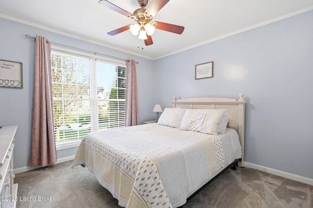 6505 Keeling Park Dr, Louisville, KY 40291