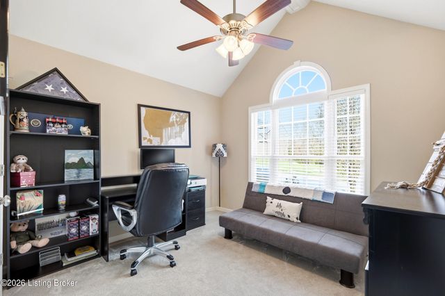 6505 Keeling Park Dr, Louisville, KY 40291