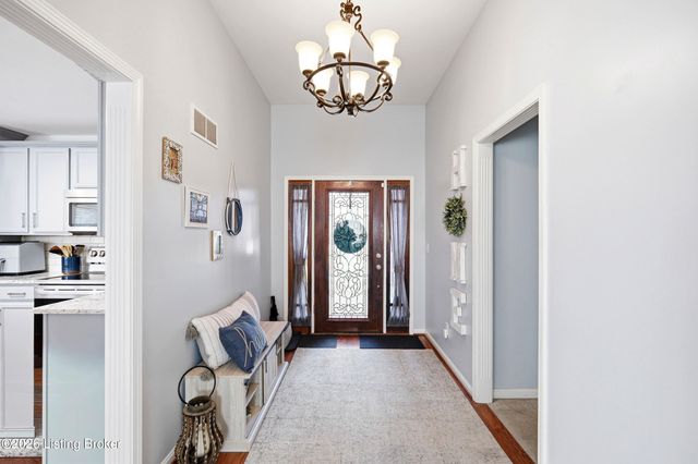 6505 Keeling Park Dr, Louisville, KY 40291