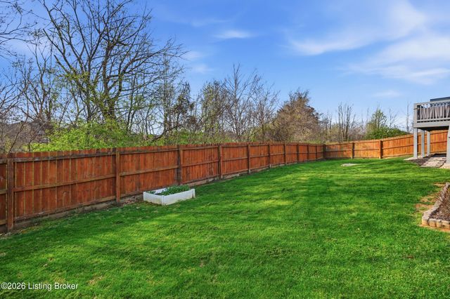 6505 Keeling Park Dr, Louisville, KY 40291