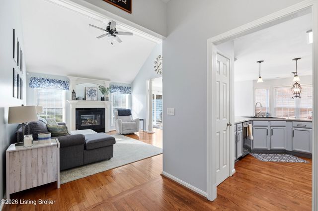 6505 Keeling Park Dr, Louisville, KY 40291