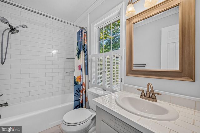 608 BELLVIEW AVE, Winchester, VA 22601
