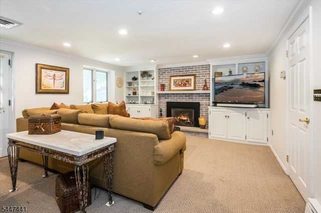 107 Gaynor Pl, Glen Rock Boro, NJ 07452
