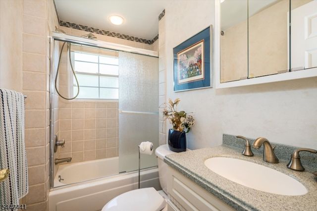 107 Gaynor Pl, Glen Rock Boro, NJ 07452