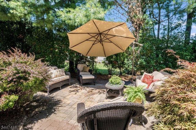 107 Gaynor Pl, Glen Rock Boro, NJ 07452