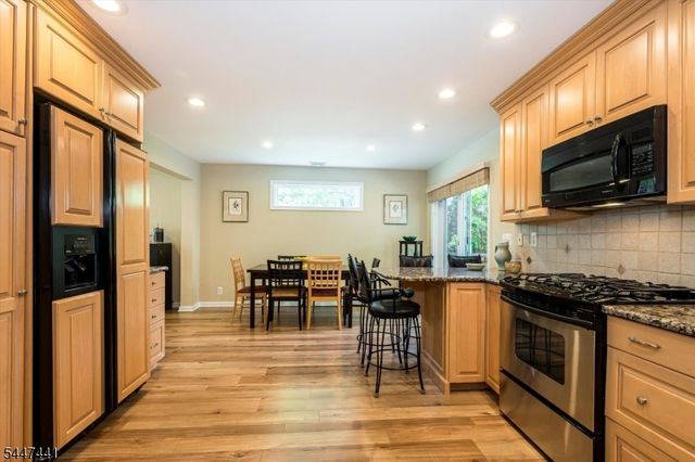 107 Gaynor Pl, Glen Rock Boro, NJ 07452