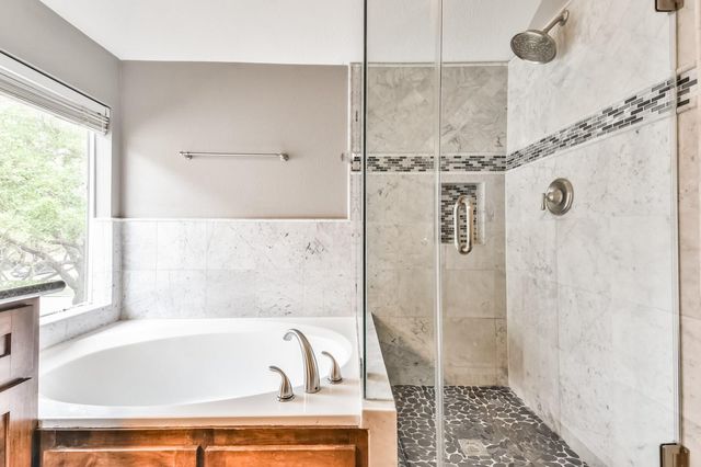 6122 Spanish Oak Drive, Pasadena, TX 77505