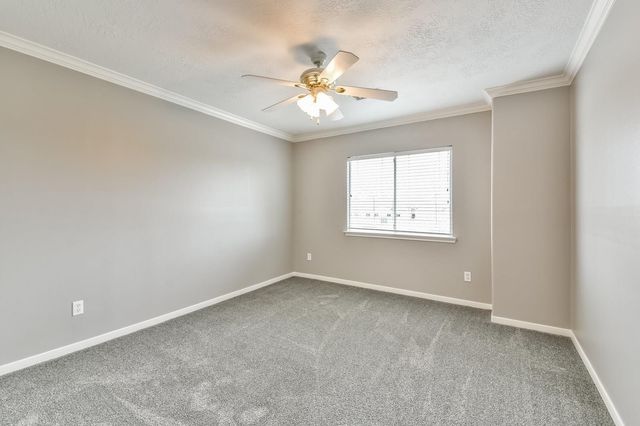 6122 Spanish Oak Drive, Pasadena, TX 77505