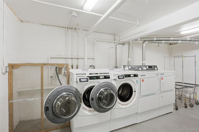 3 Hook Road 15A, Poughkeepsie, NY 12601