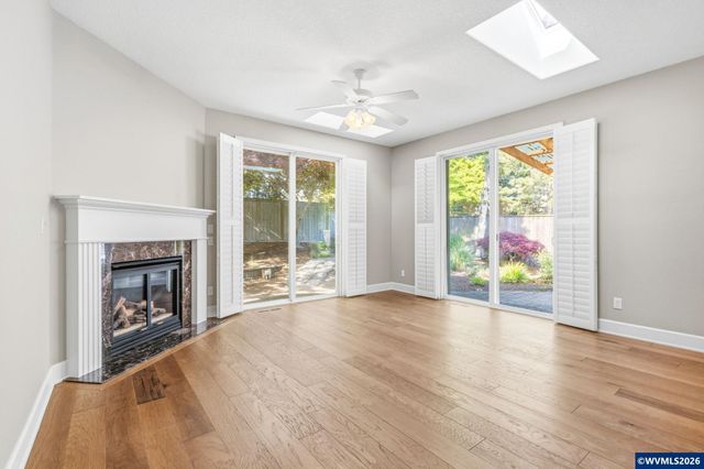 1857 Webster Dr SE, Salem, OR 97302