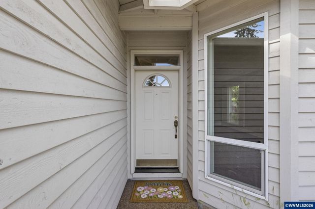 1857 Webster Dr SE, Salem, OR 97302