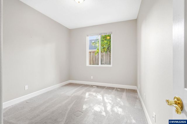 1857 Webster Dr SE, Salem, OR 97302
