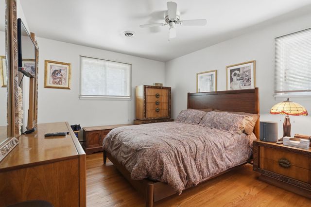 318 N WARWICK RD, Lawnside, NJ 08045