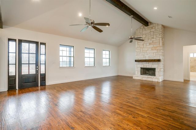 101 Consolation Drive, Millsap, TX 76066