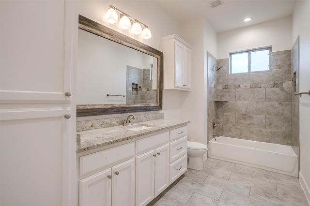 101 Consolation Drive, Millsap, TX 76066