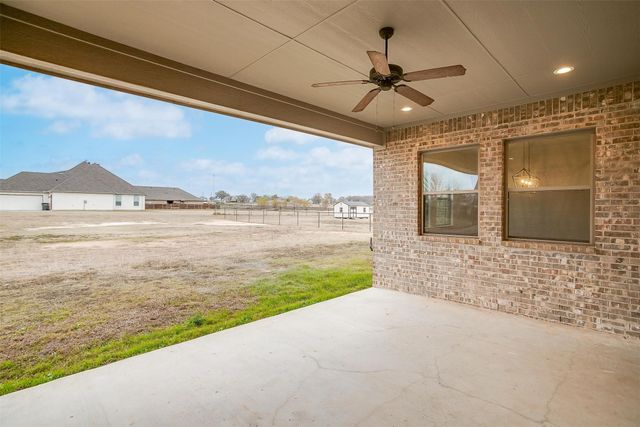 101 Consolation Drive, Millsap, TX 76066