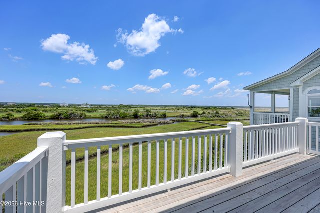 128 Sea Oaks Court, N Topsail Beach, NC 28460