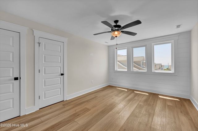 128 Sea Oaks Court, N Topsail Beach, NC 28460
