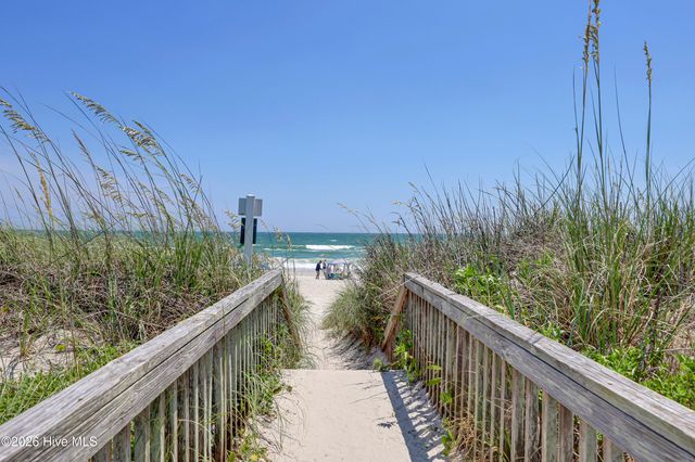 128 Sea Oaks Court, N Topsail Beach, NC 28460