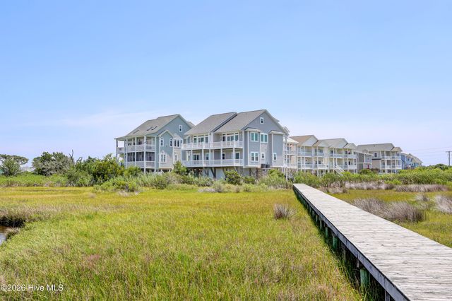 128 Sea Oaks Court, N Topsail Beach, NC 28460