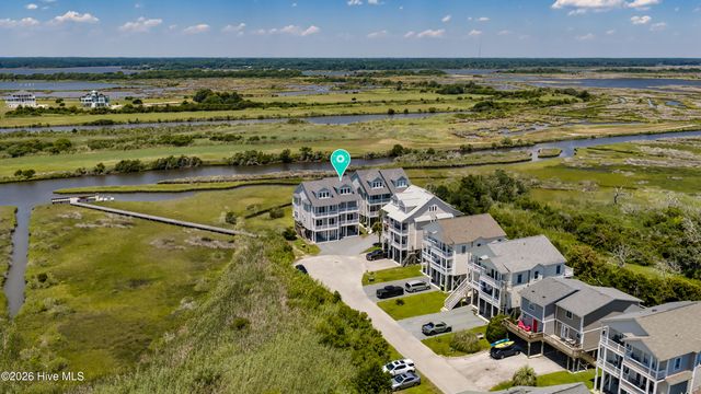 128 Sea Oaks Court, N Topsail Beach, NC 28460