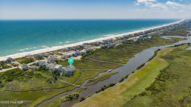128 Sea Oaks Court, N Topsail Beach, NC 28460