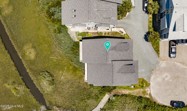 128 Sea Oaks Court, N Topsail Beach, NC 28460
