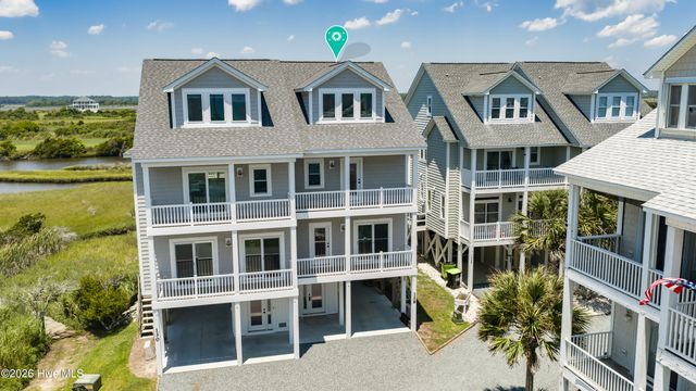 128 Sea Oaks Court, N Topsail Beach, NC 28460