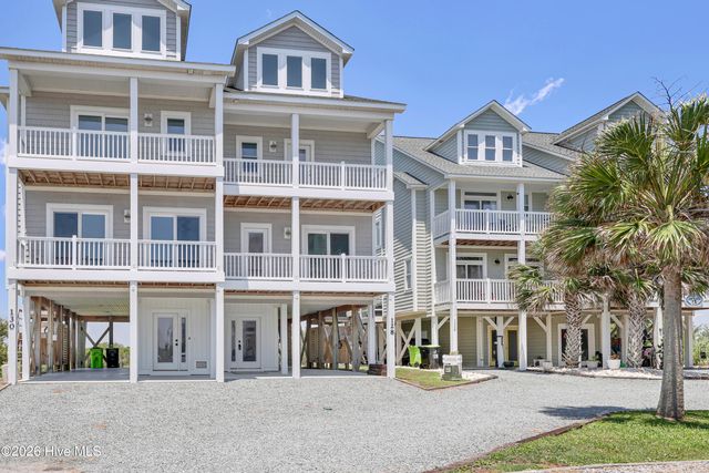 128 Sea Oaks Court, N Topsail Beach, NC 28460