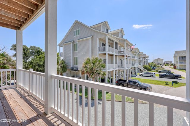 128 Sea Oaks Court, N Topsail Beach, NC 28460
