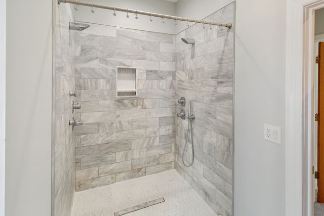 9412 S Homan Avenue, Evergreen Park, IL 60805