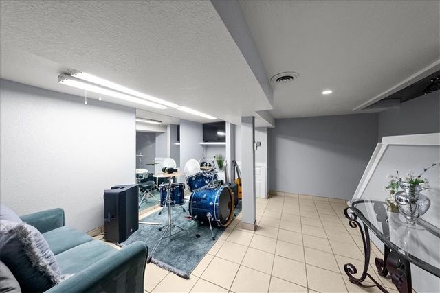 803 N 18th Street, Kansas City, KS 66102
