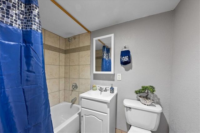803 N 18th Street, Kansas City, KS 66102