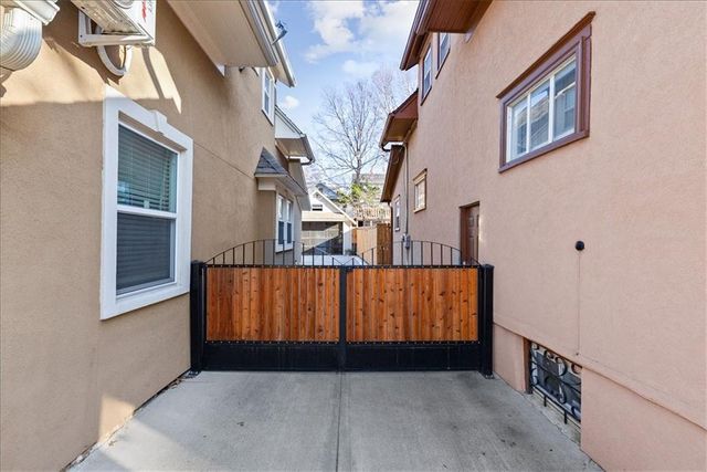 803 N 18th Street, Kansas City, KS 66102
