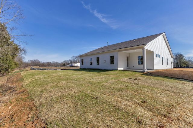 589 Nightengale Ridge Dr, Columbia, TN 38401