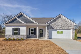 589 Nightengale Ridge Dr, Columbia, TN 38401