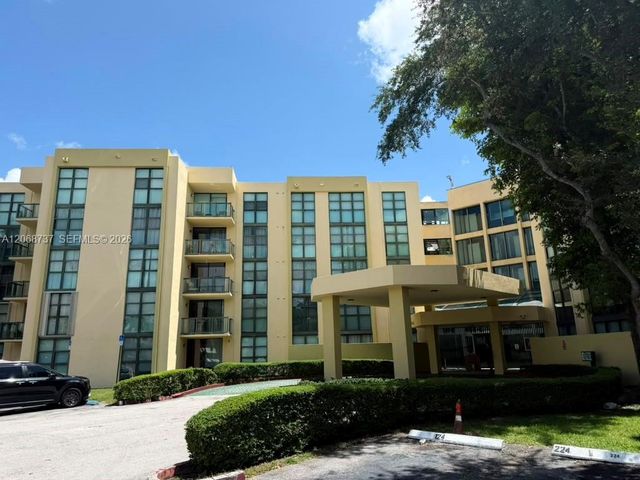 11780 SW 18th Street 215-2, Miami, FL 33175