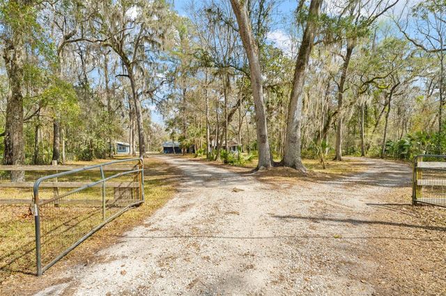 14352 PONCE DE LEON BOULEVARD, Brooksville, FL 34601