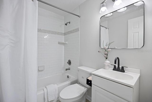 8149 JUSTIN ROAD S, Jacksonville, FL 32210